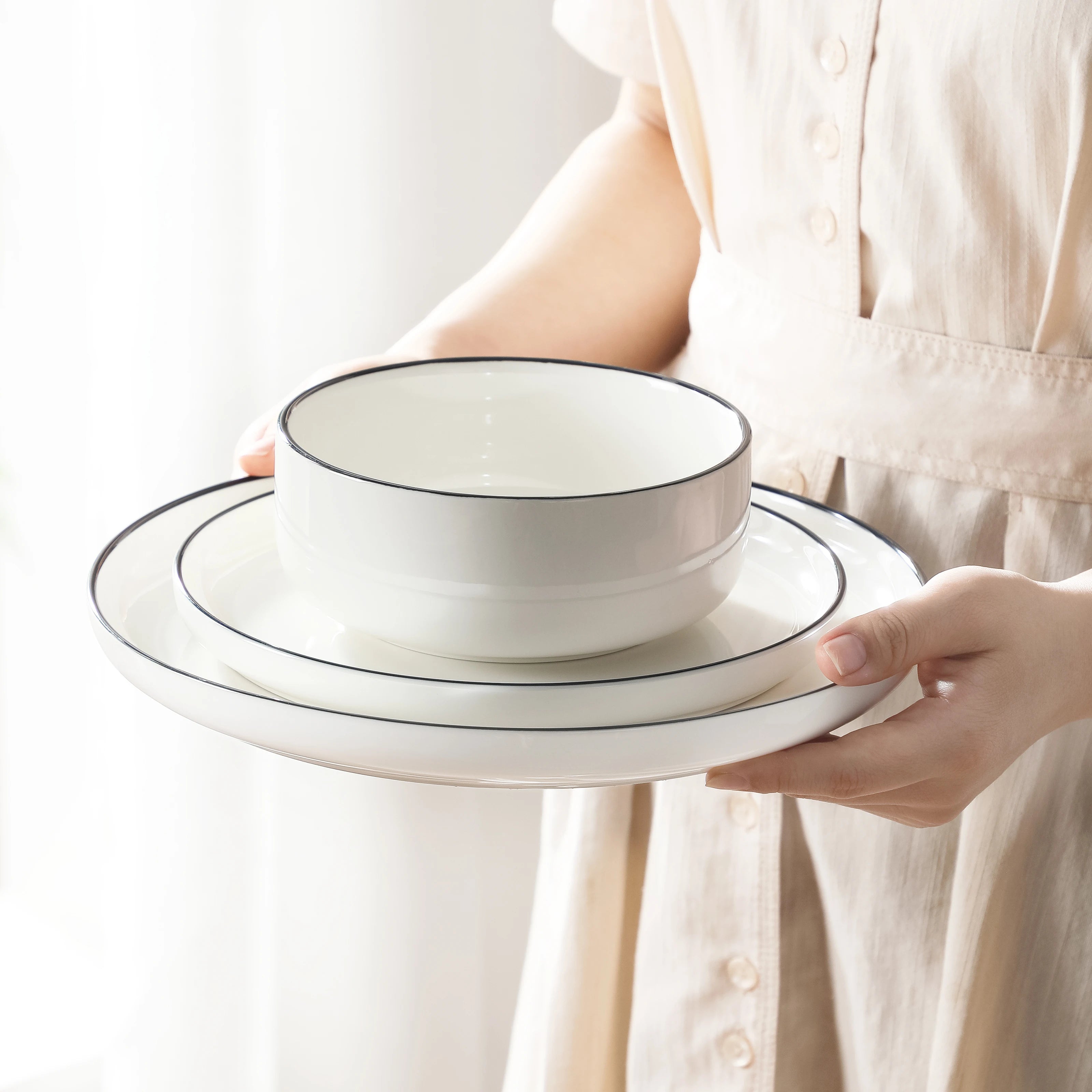 MALACASA LUNA 18-Piece Porcelain Dinnerware Set