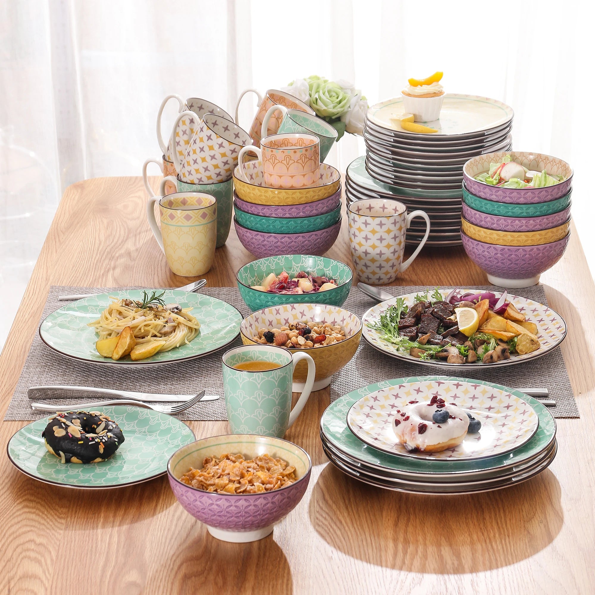 Vancasso Tulip Porcelain Dinnerware Set
