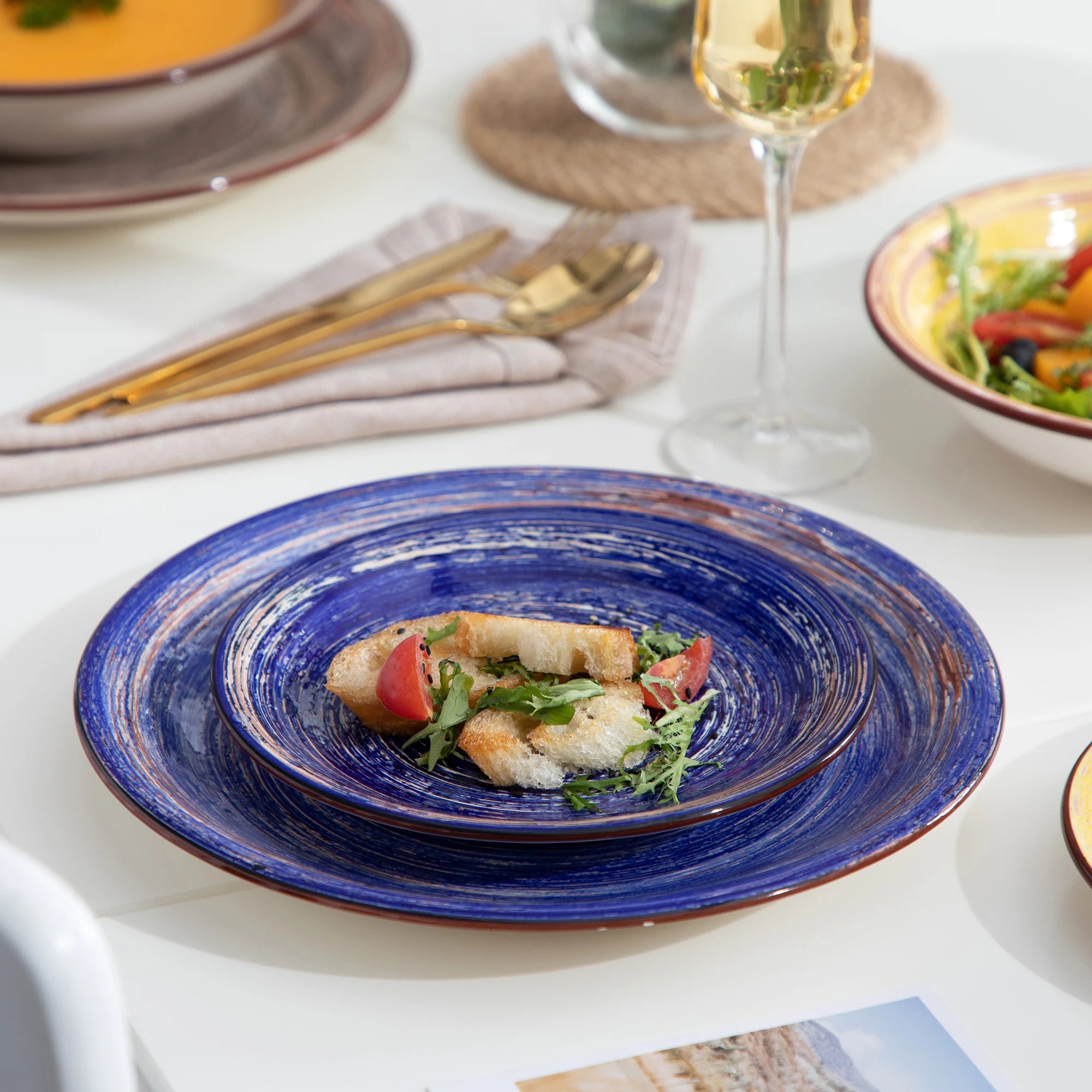 VANCASSO Albero Multicolor Stoneware Dinnerware Set – 18/36 Pieces, Gloss Finish