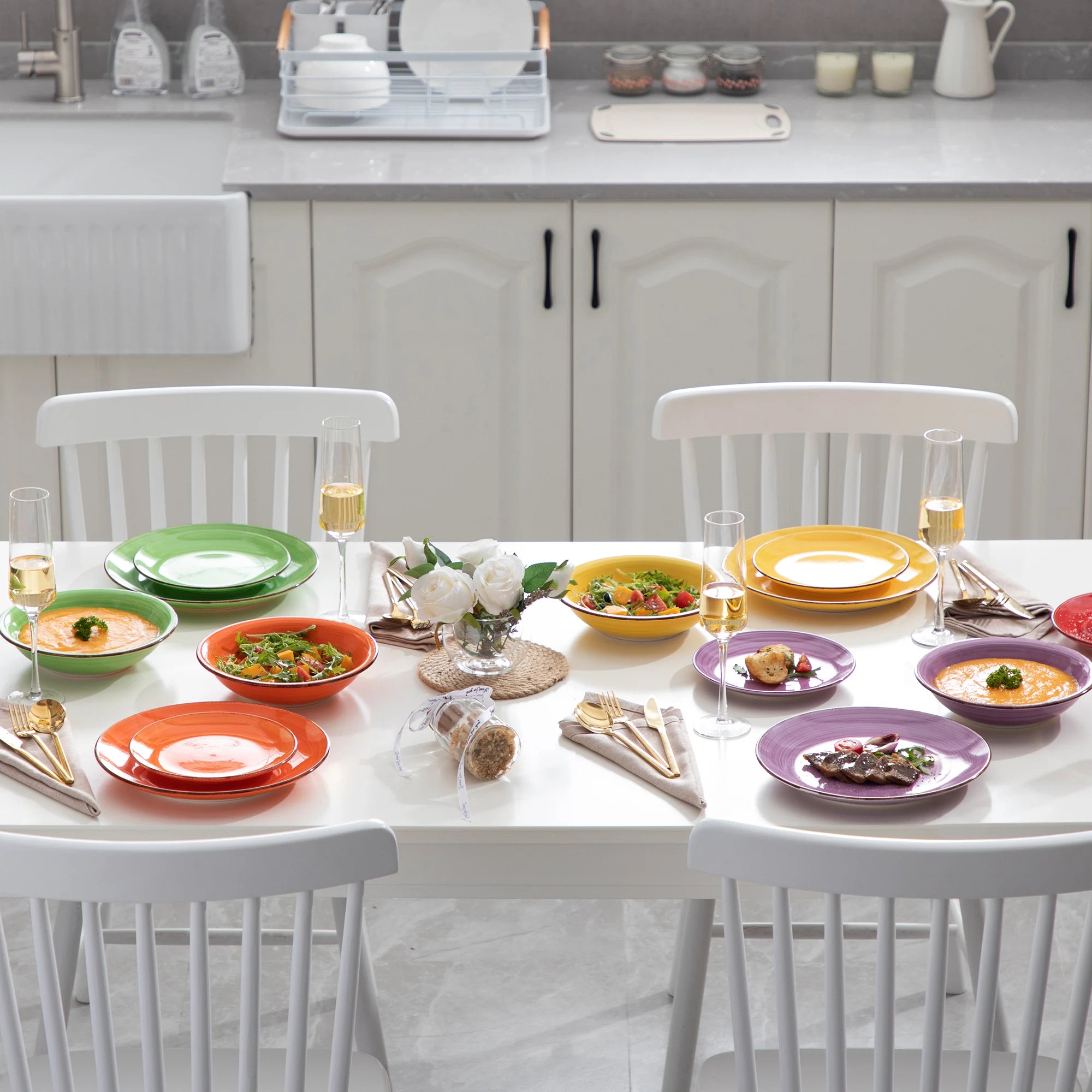 VANCASSO Bonita 18-Piece Stoneware Dinnerware Set – Multicolor Spiral Design