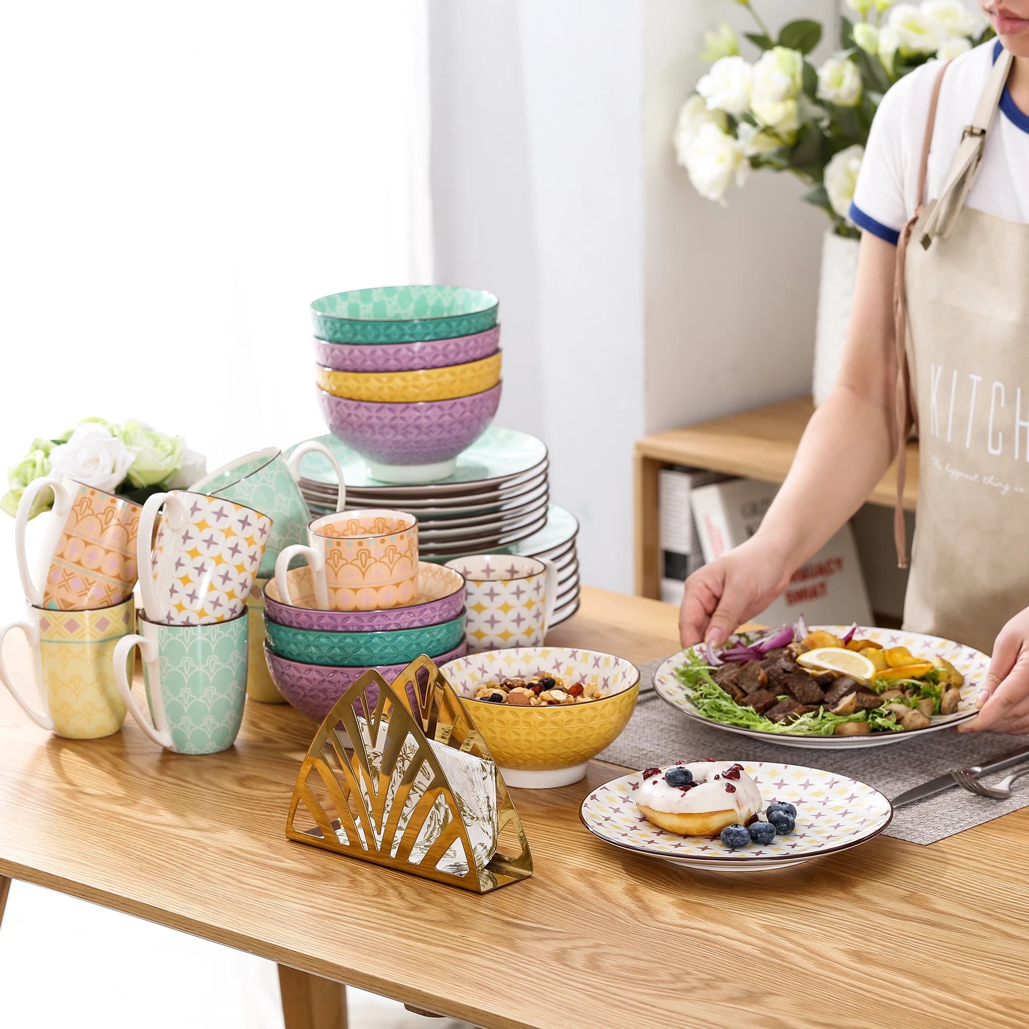 Vancasso Tulip Porcelain Dinnerware Set