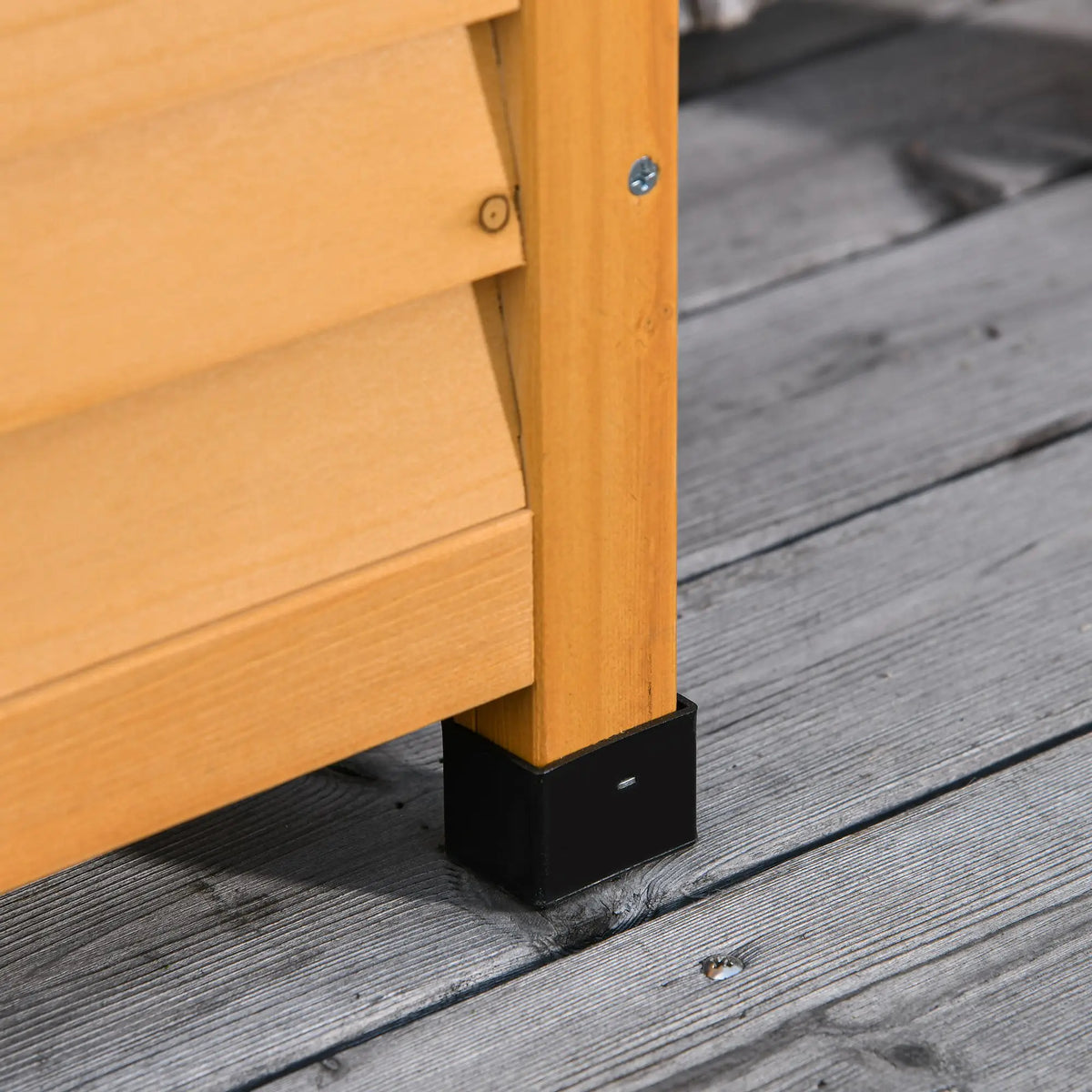 Close-up of Langmere deck box protective foot pad