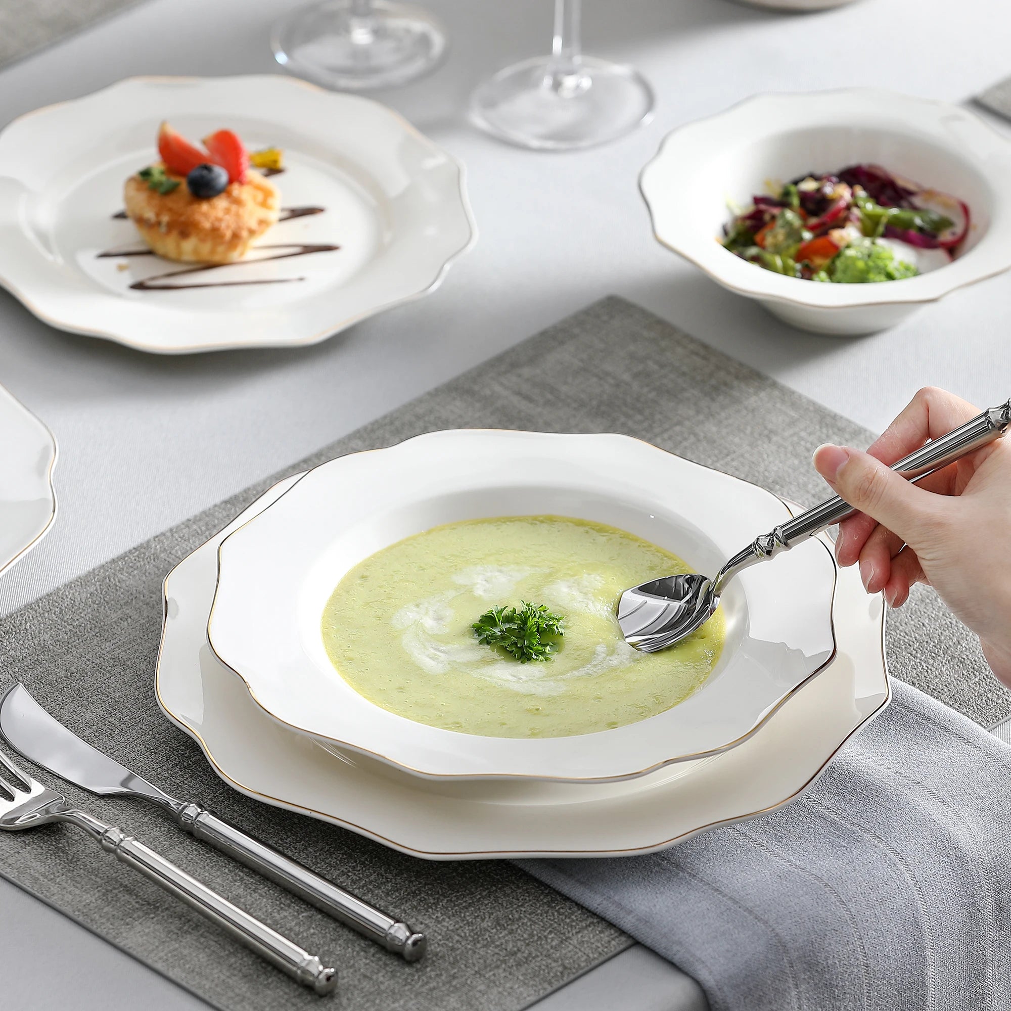 MALACASA LOTUS 16-Piece White Ceramic Dinnerware Set with Gold Rim