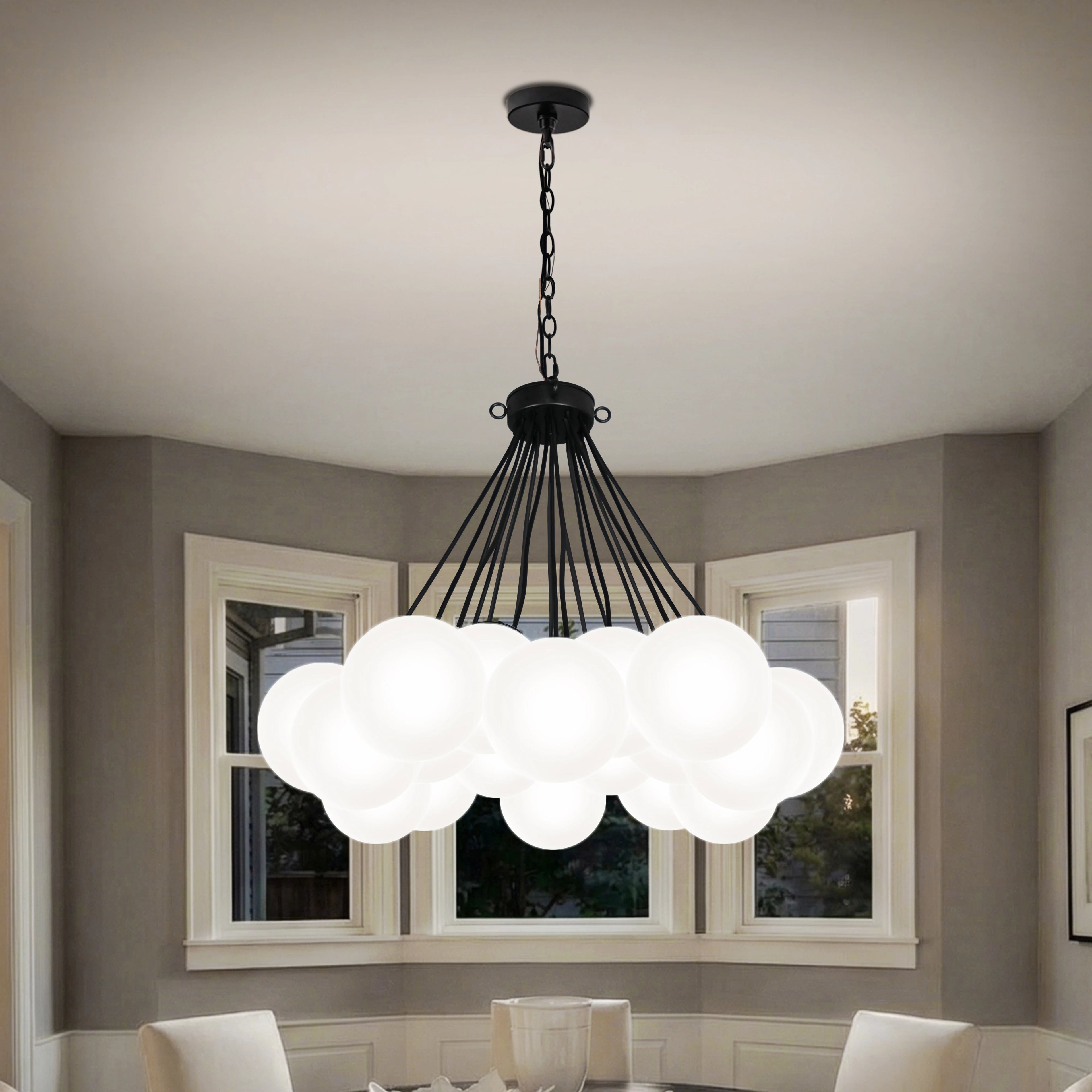 Cloudbell Glass Cluster Chandelier – Black