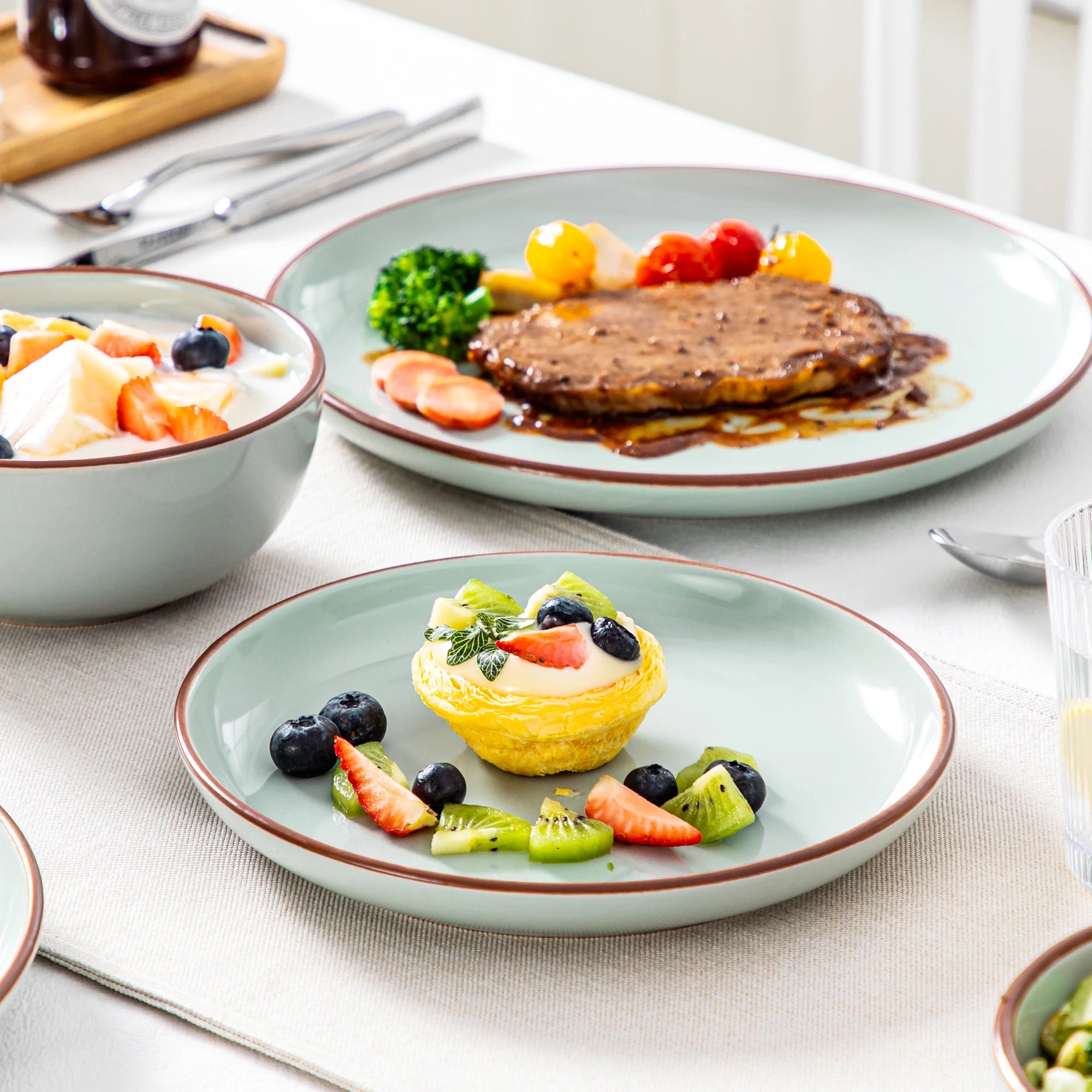 VANCASSO Nymph Stoneware Dinnerware
