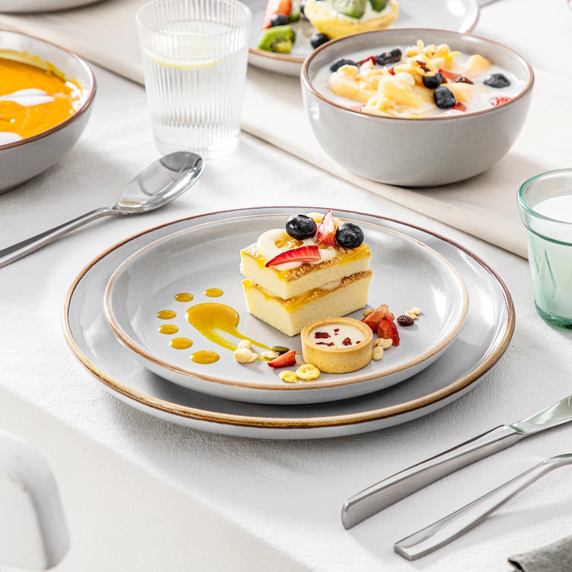 VANCASSO Nymph Stoneware Dinnerware