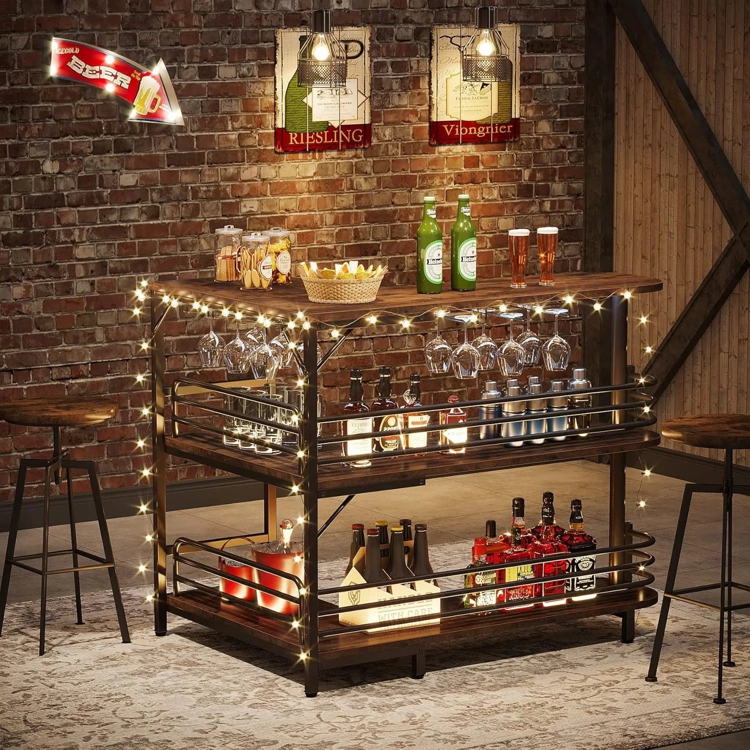 Lorenza Corner Bar