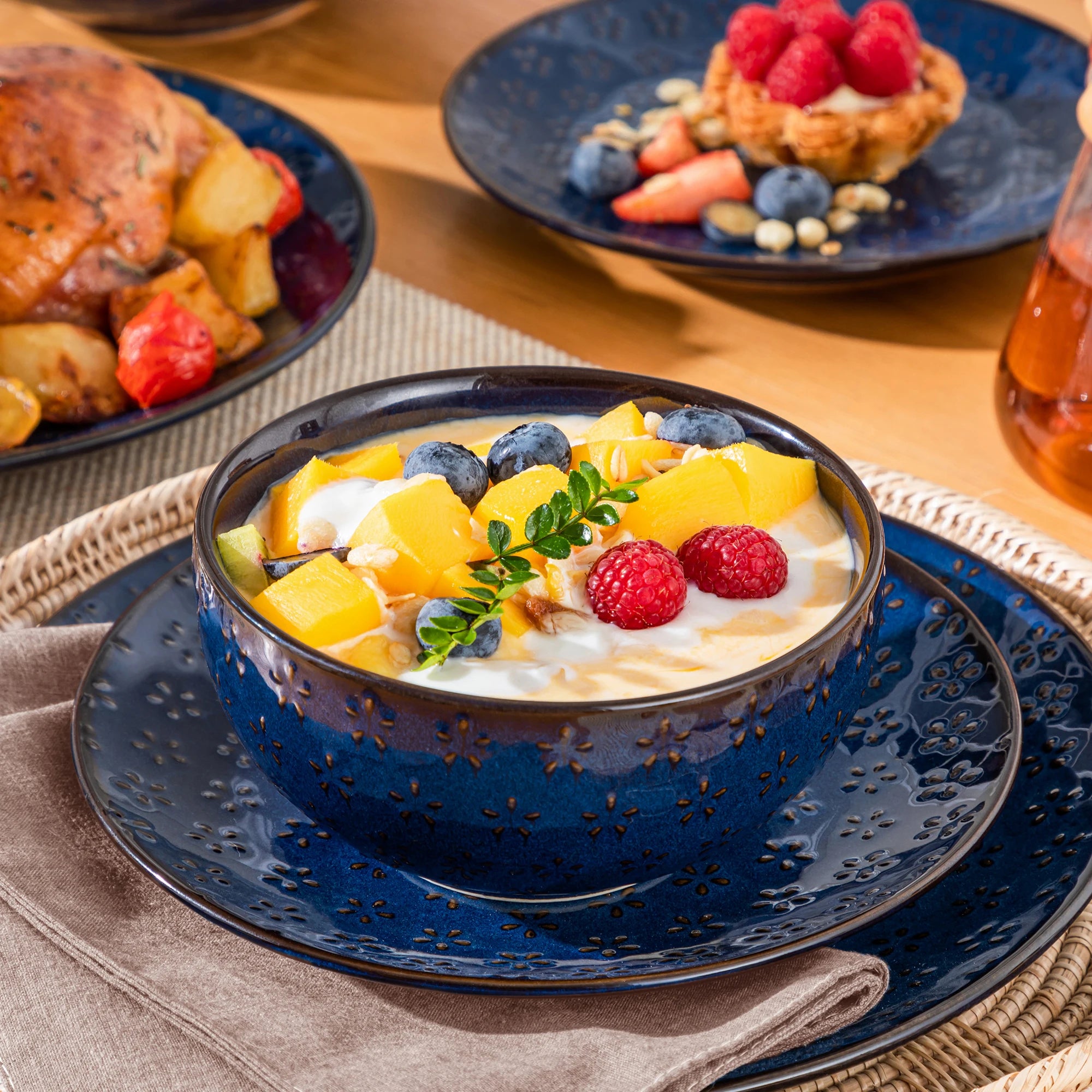 MALACASA Lydia Embossed Blue Stoneware Dinnerware