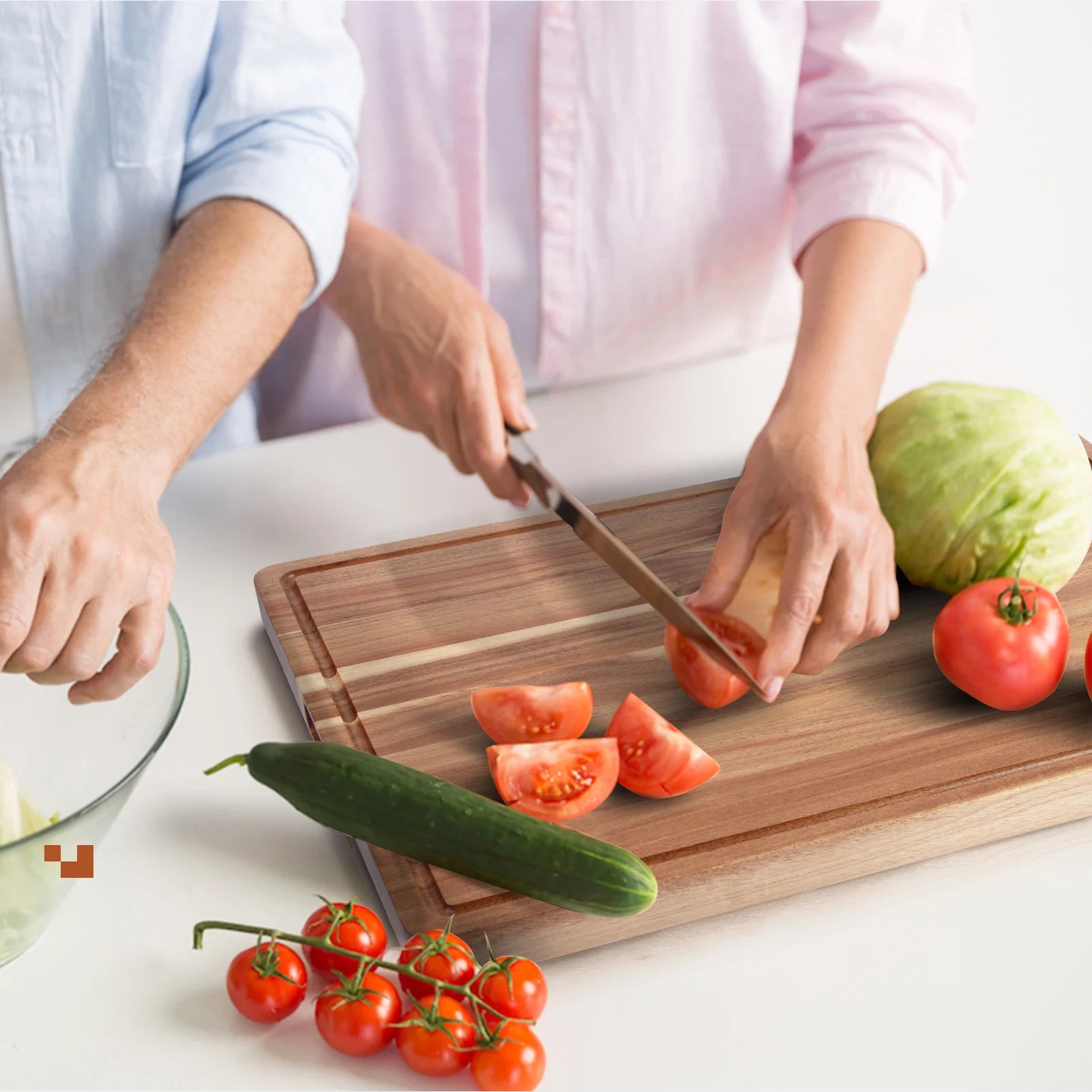 Kumani Acacia Cutting Board