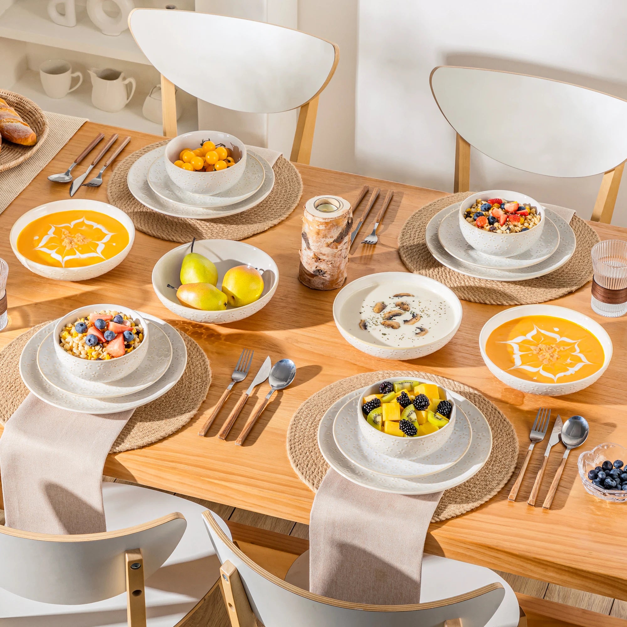 MALACASA Lydia Antique White Stoneware Dinnerware Set – 16/32 Pieces