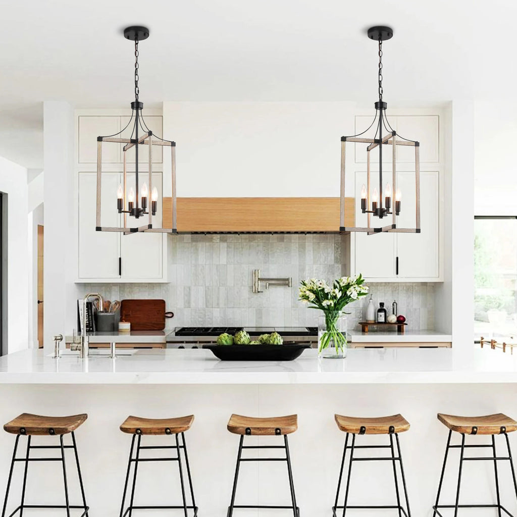 Briarwood 4-Light Rustic Farmhouse Chandelier