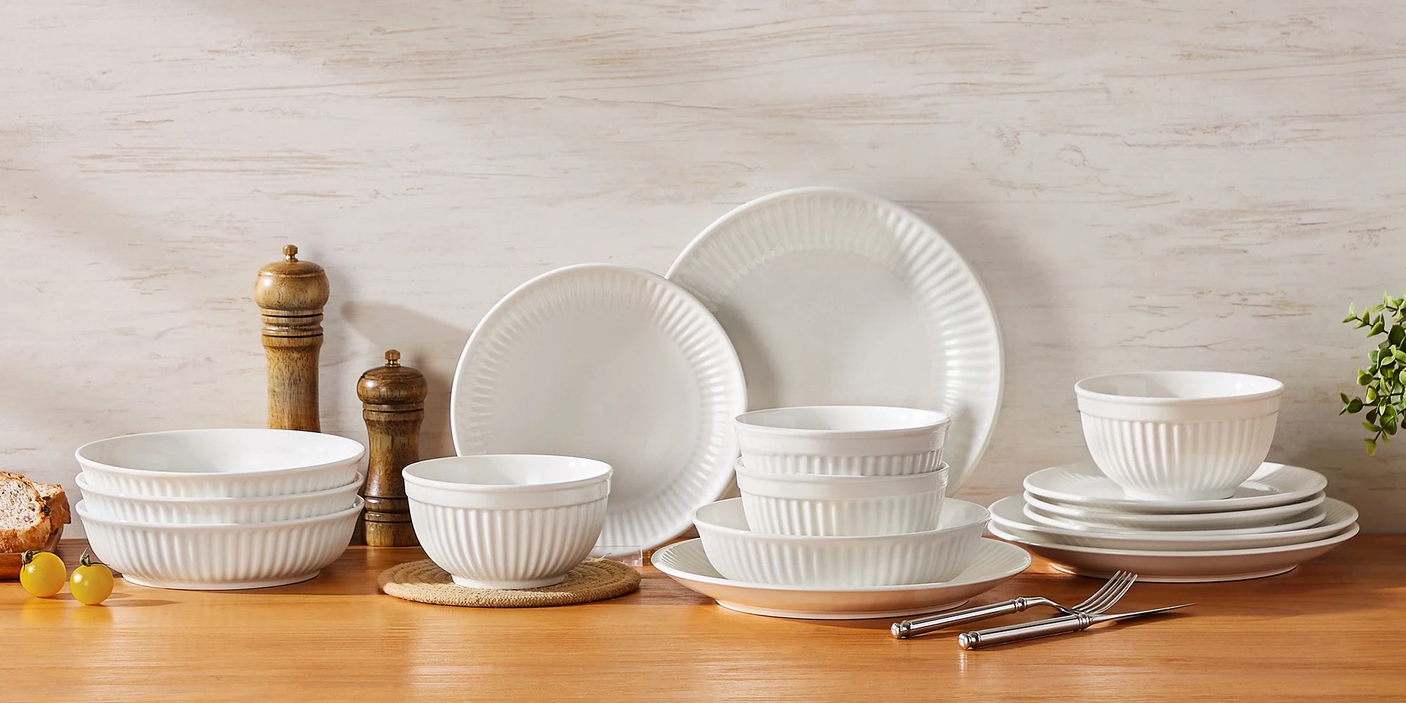 MALACASA LEILA Porcelain Dinnerware Set – White or White with Black Rim, 12–32 Pieces