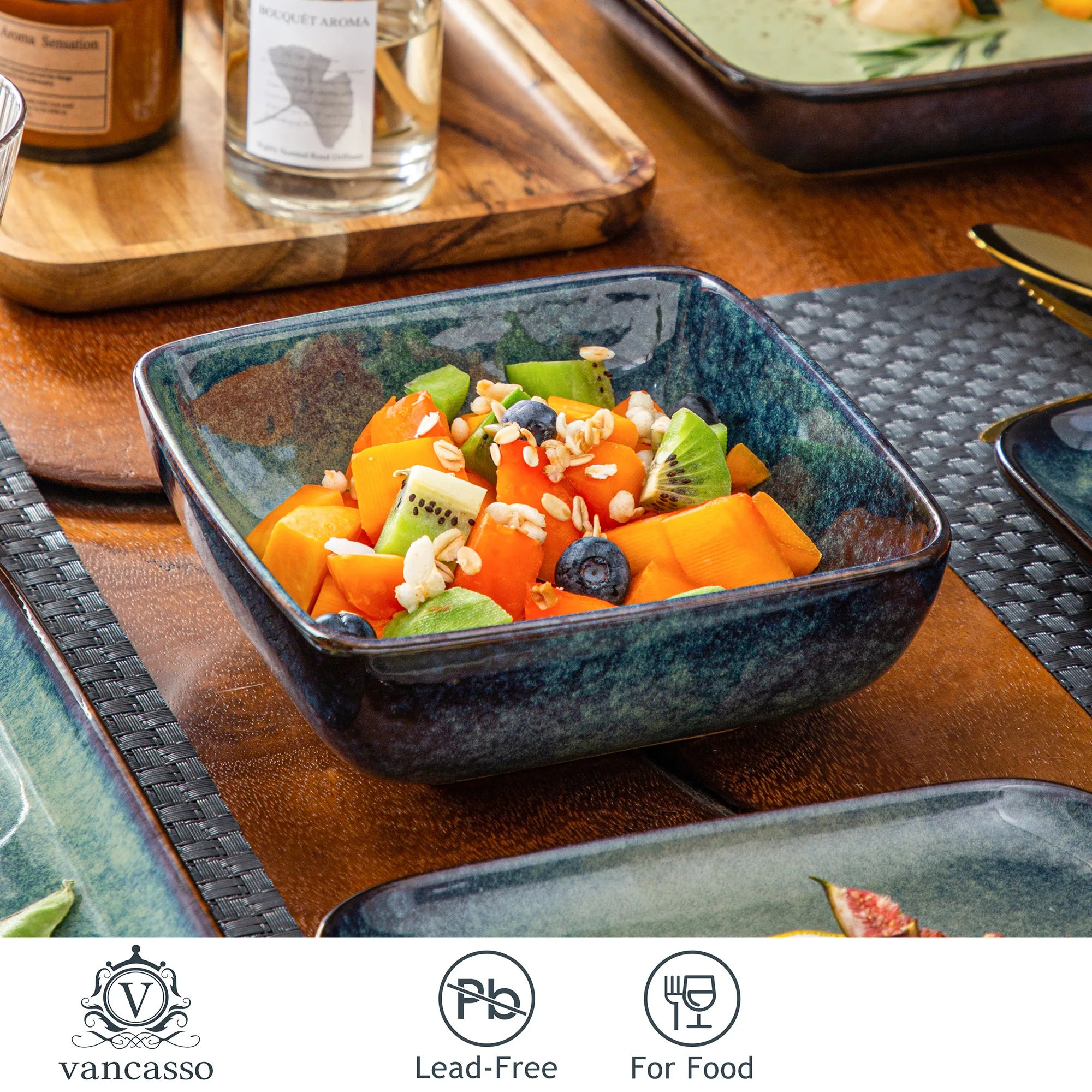 VANCASSO Stern 16-Piece Ceramic Dinnerware Set - Gradient Kiln Change Glaze
