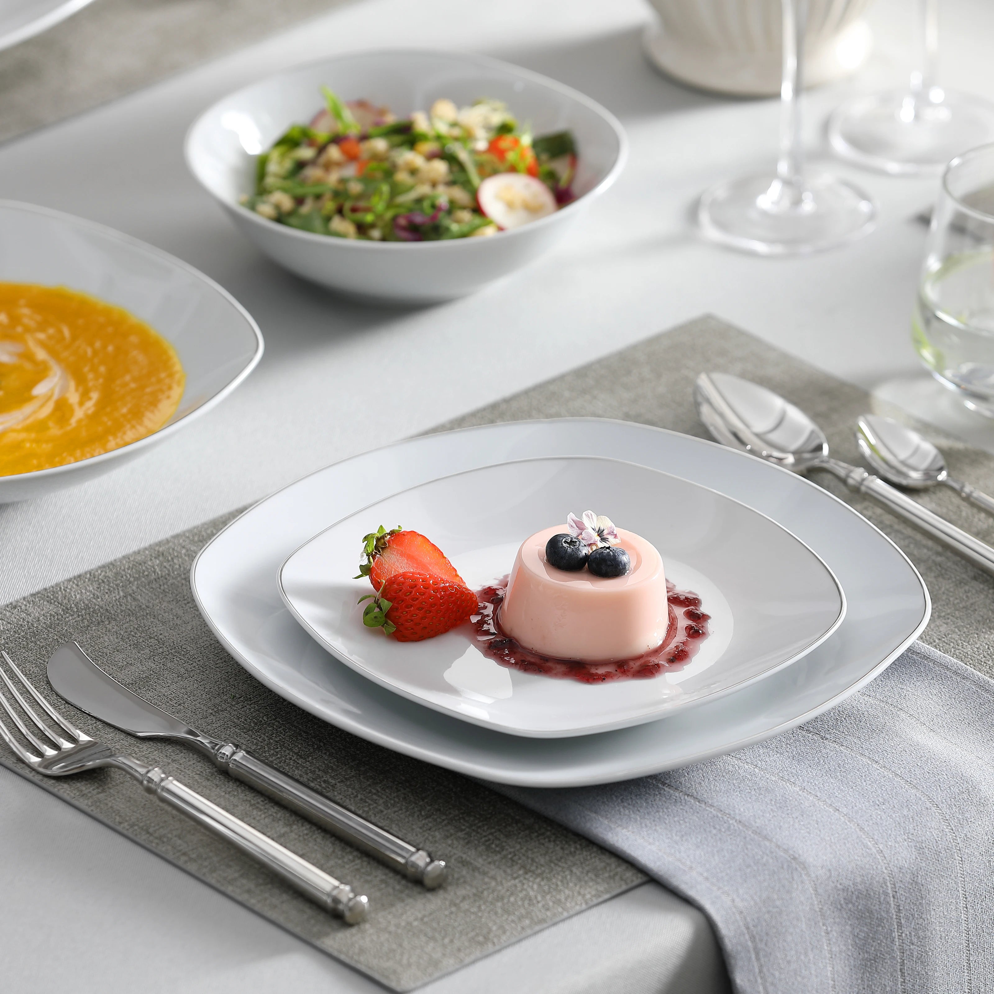 MALACASA Elisa Silver Trim Dinnerware