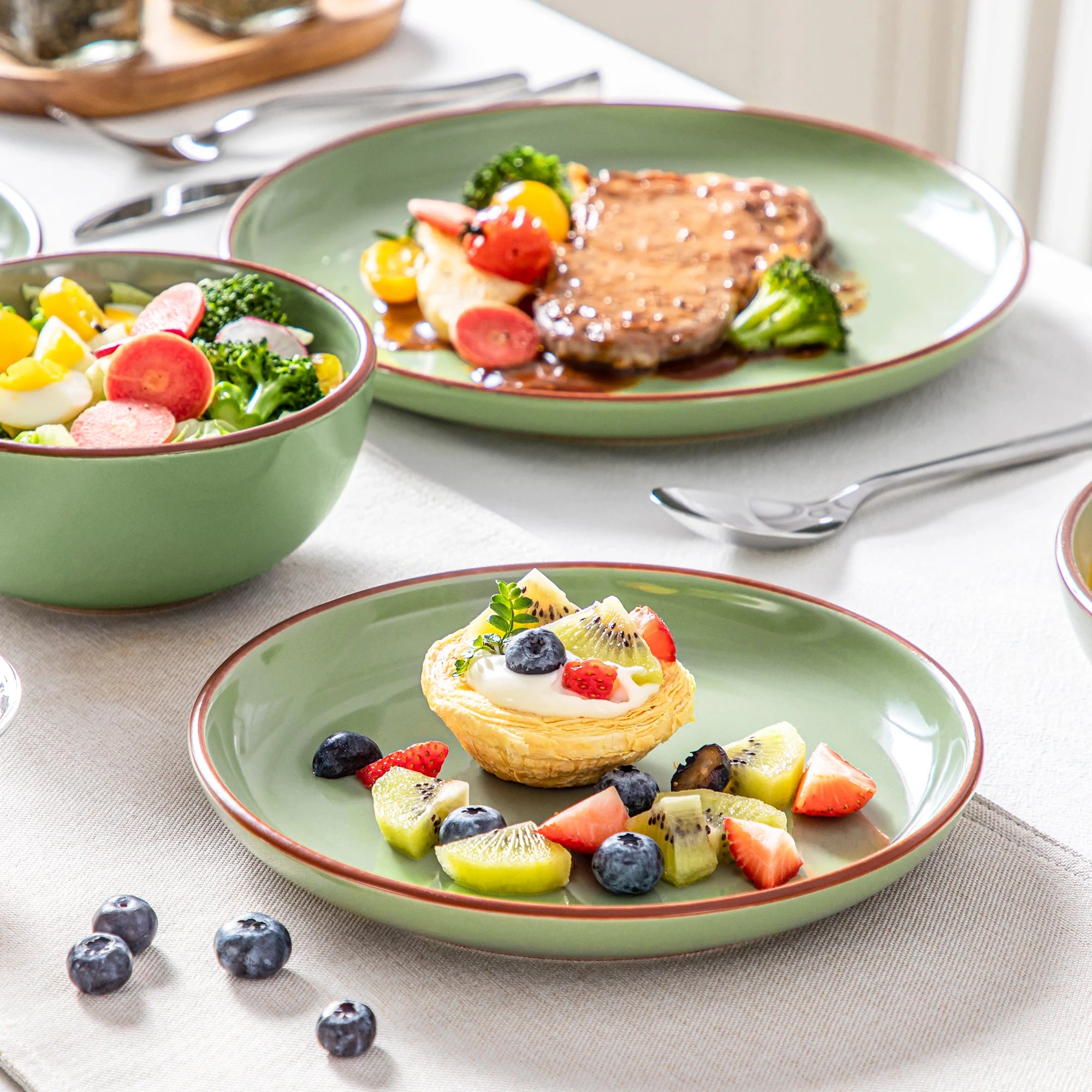 VANCASSO Nymph Stoneware Dinnerware