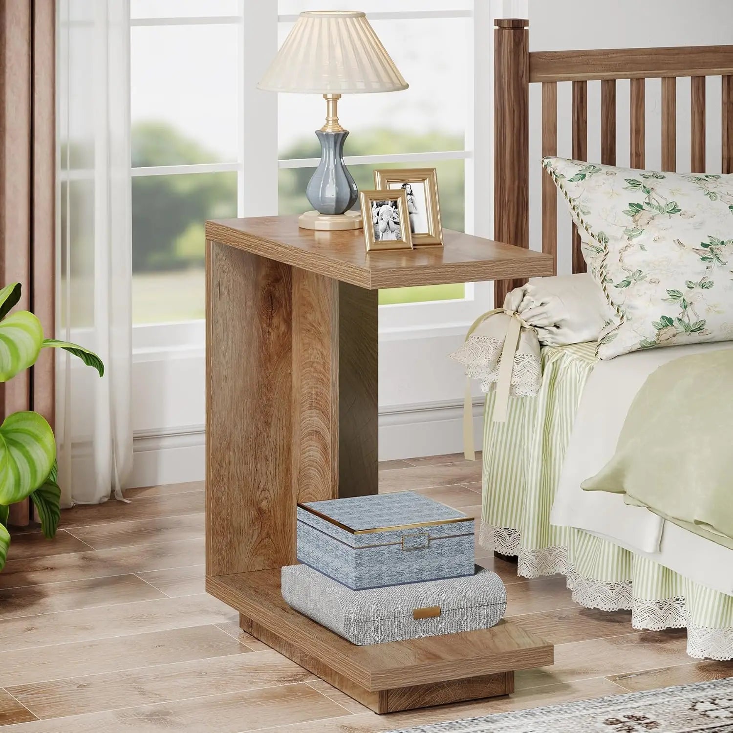 Rustic Pedestal C-Shaped Side Table