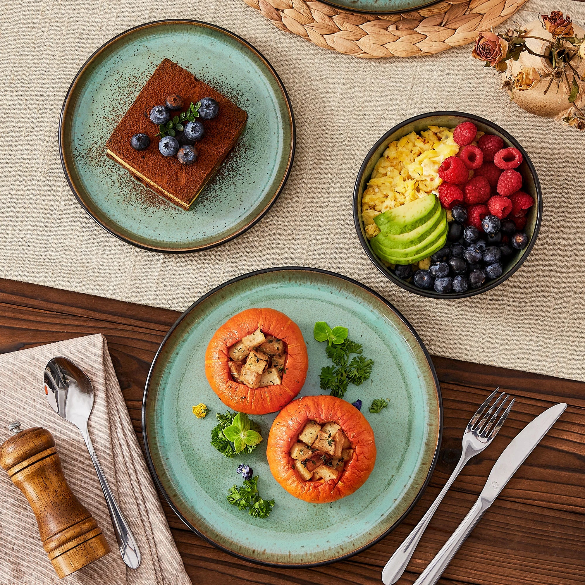 VANCASSO Amber Stoneware Dinnerware Set