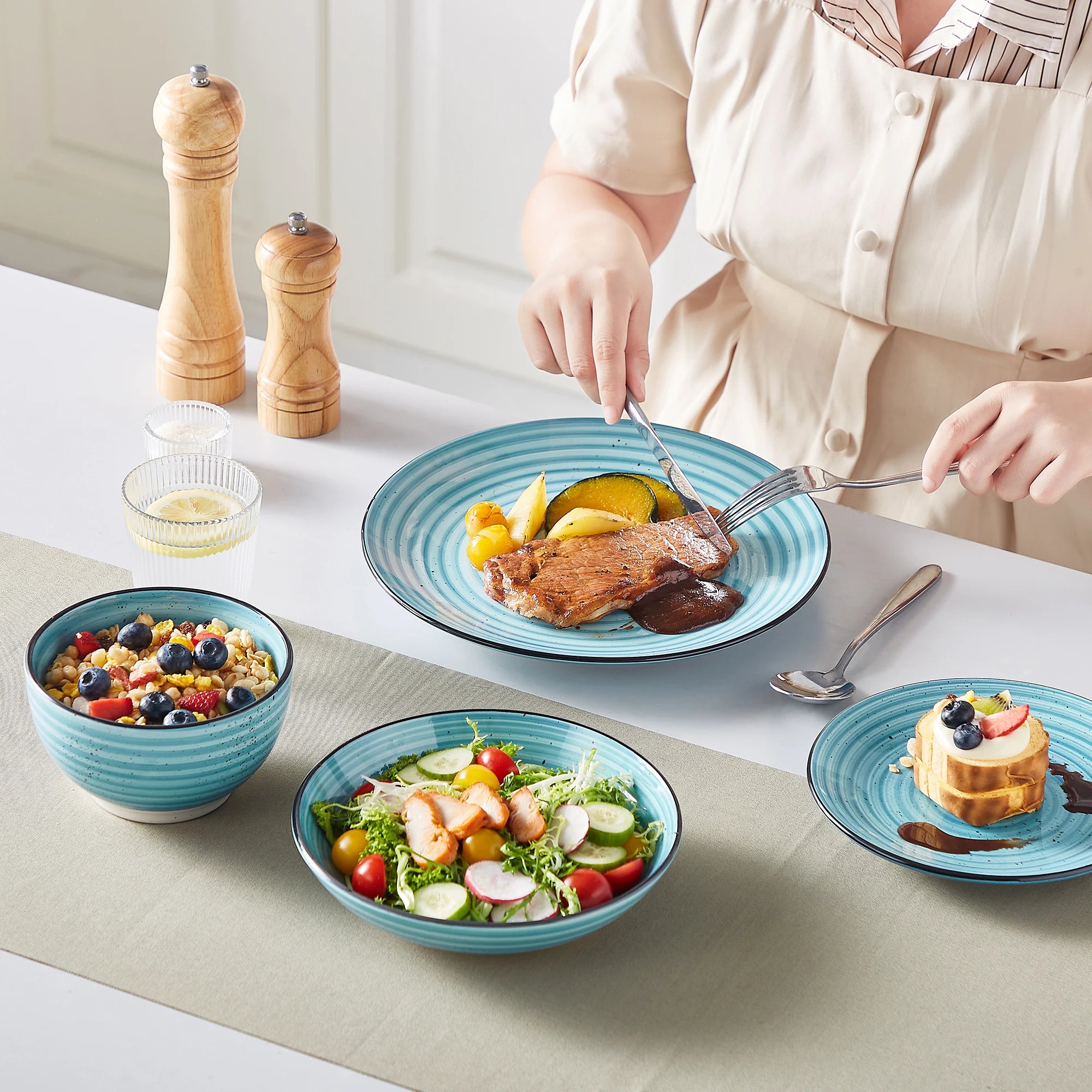Vancasso Azura Spiral Blue Dinnerware