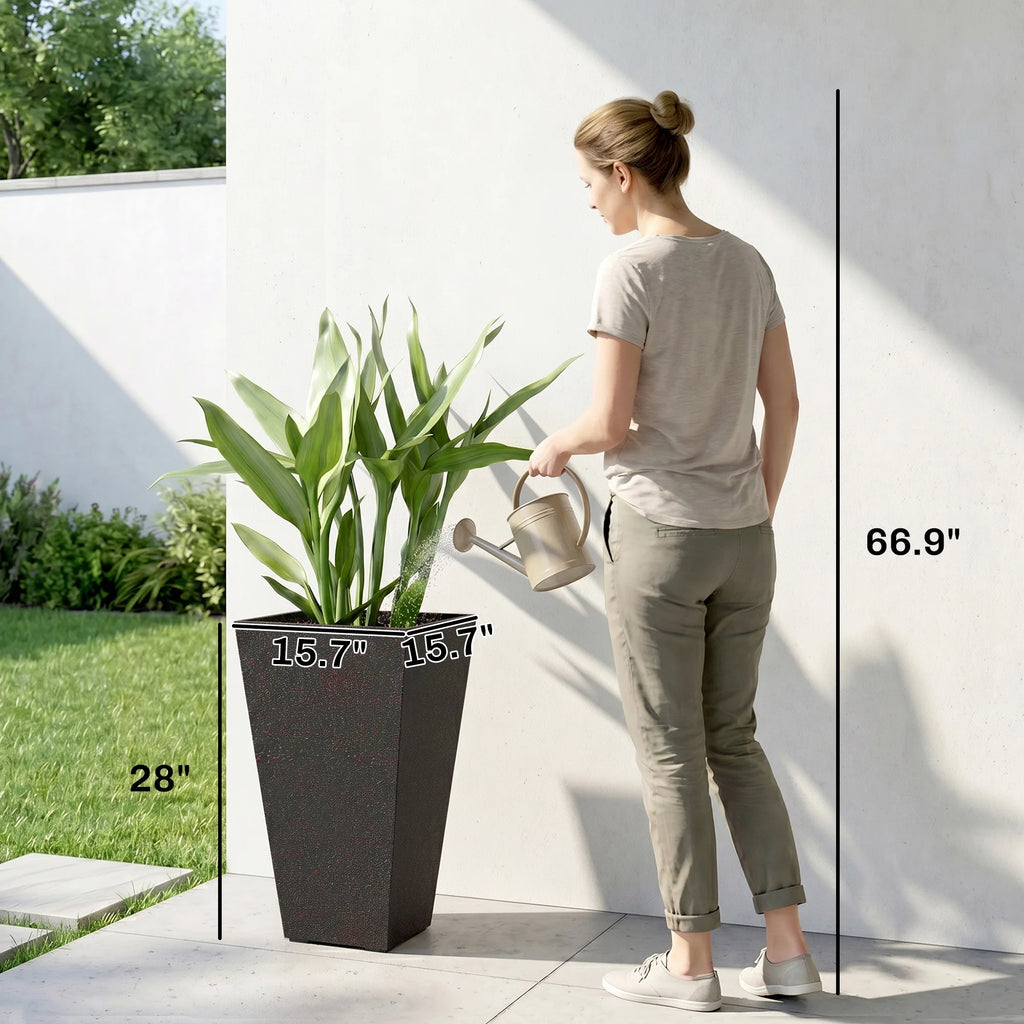 Brackenlow Tall Planters, Set of 3