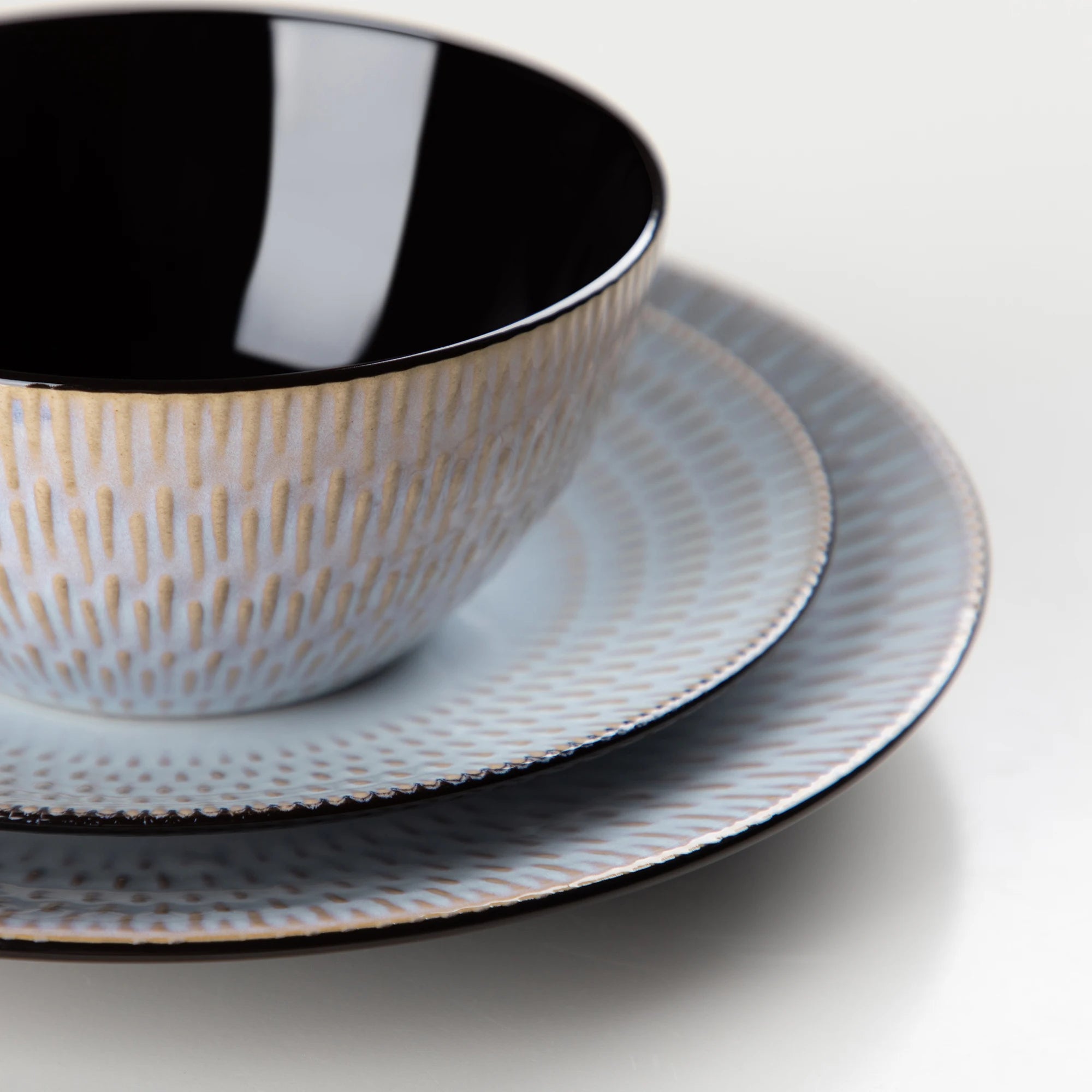 VANCASSO Pluvo Embossed Stoneware Dinnerware Set