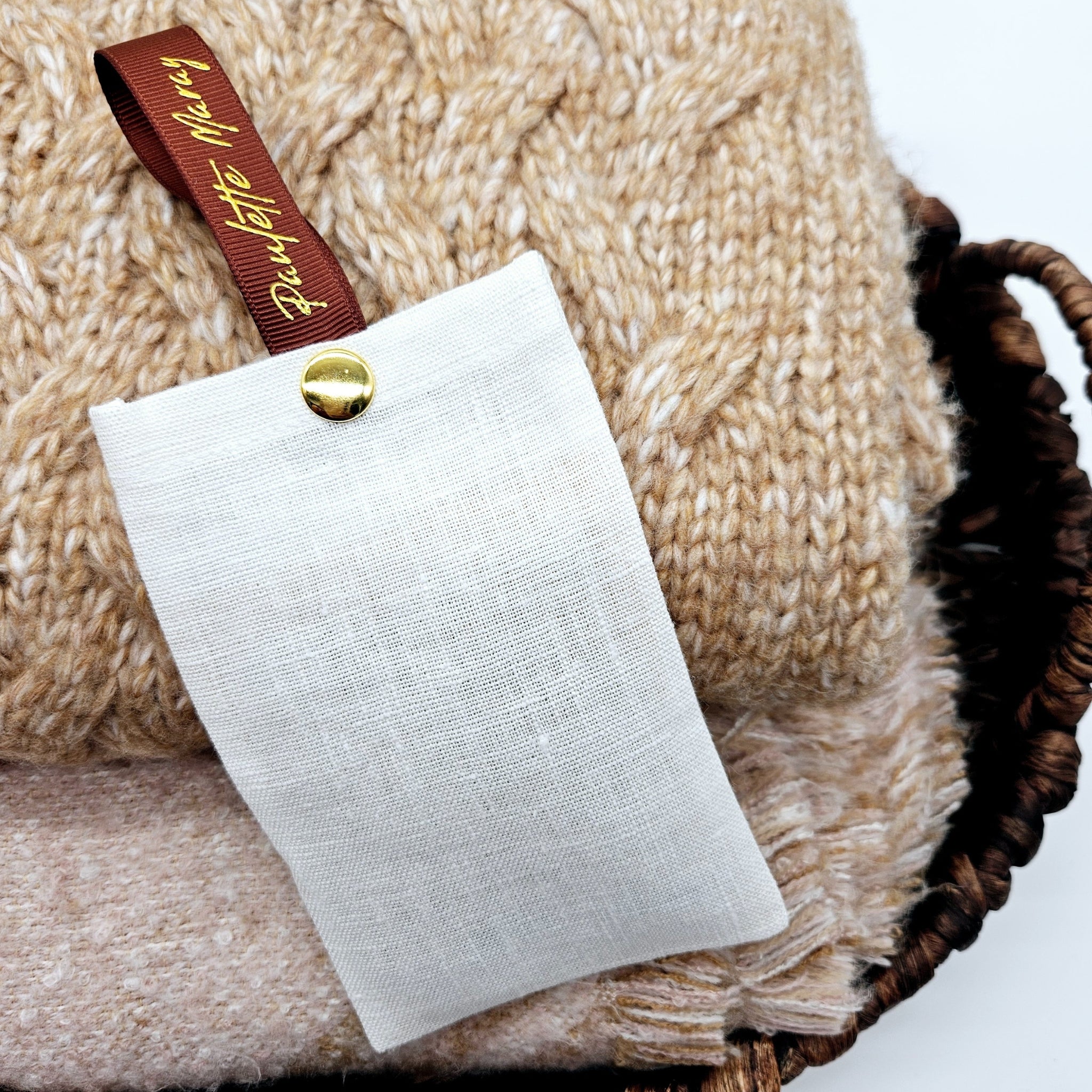 Luxury Scented Sachet – Long-Lasting Fragrance for Home, Car & Travel