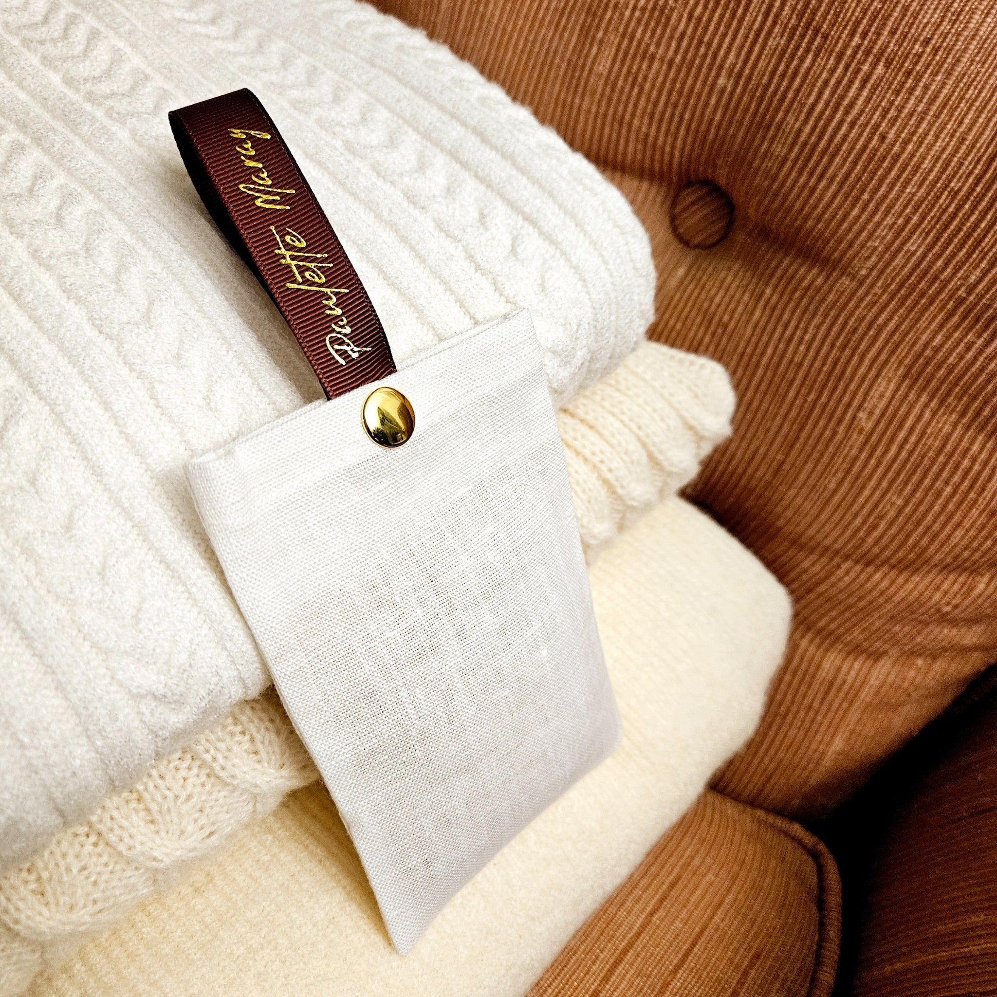 Luxury Scented Sachet – Long-Lasting Fragrance for Home, Car & Travel